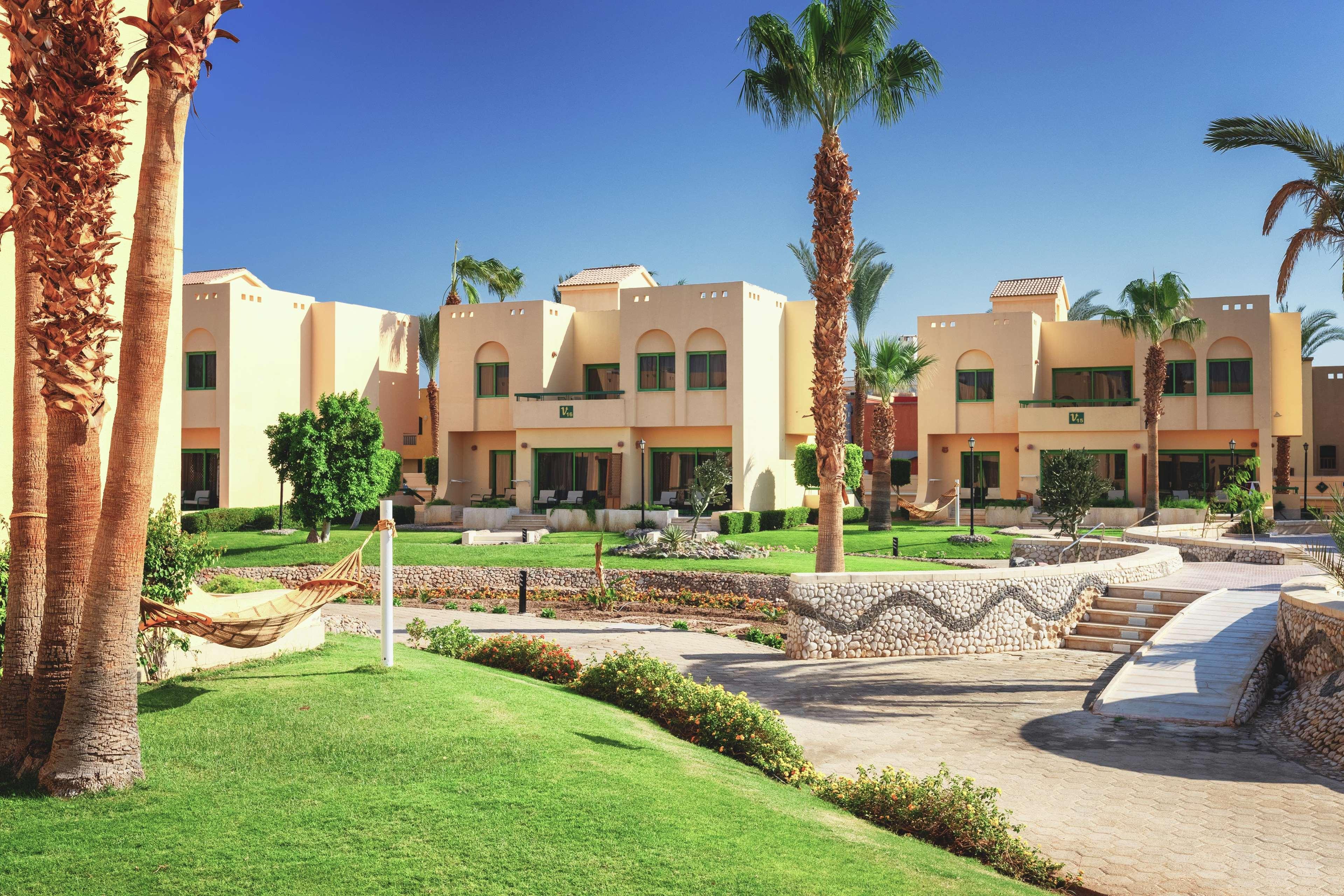 Swiss inn resort hurghada. Хургада отель Хилтон Резорт. Swiss Inn Resort Hurghada ex Hilton Resort Hurghada 5 Хургада. Swiss Inn Resort Hurghada ex (Hilton Resort Hurghada) 5*, Египет, Хургада.