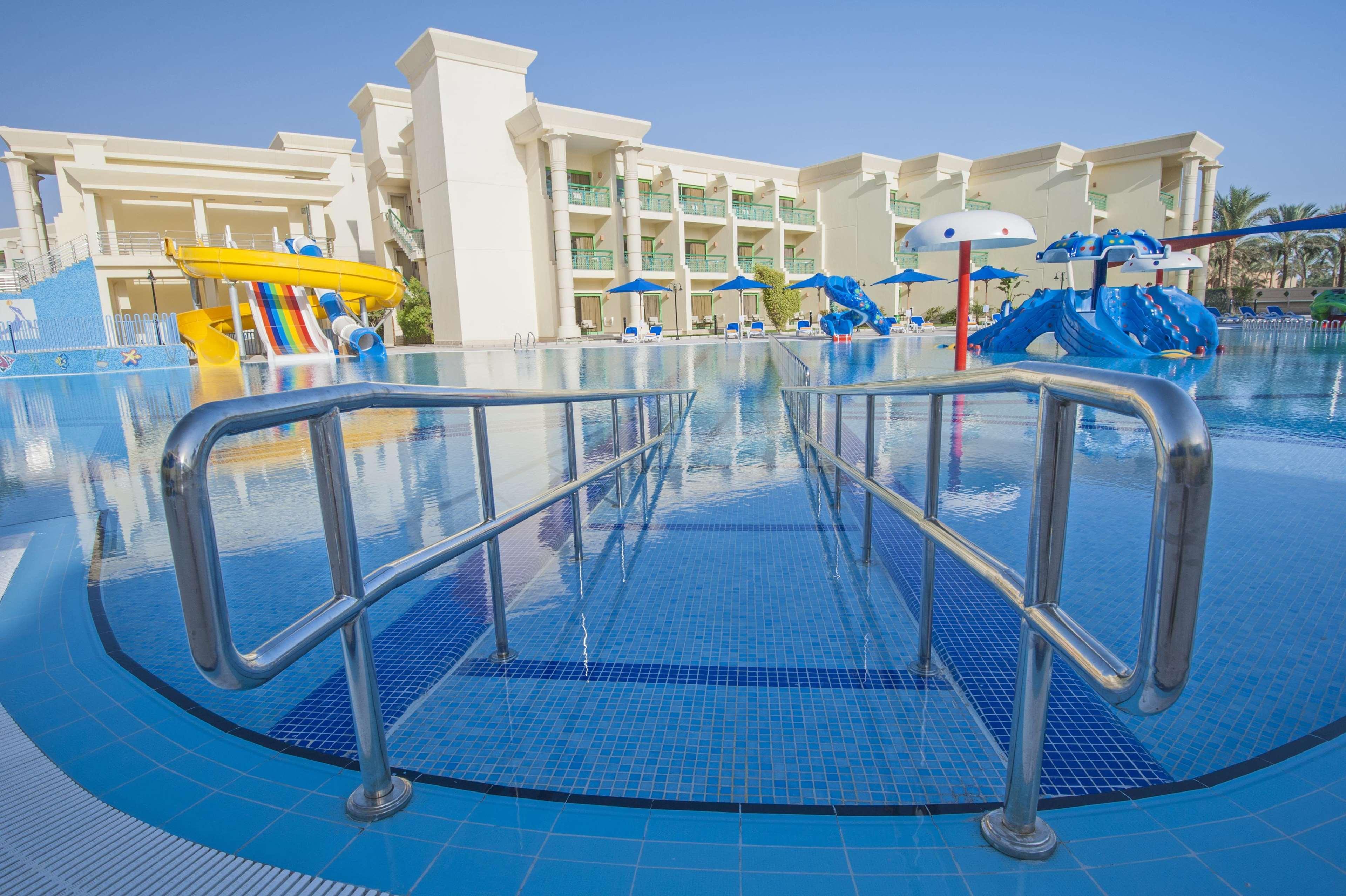 Swiss inn resort hurghada 5. Хургада отель Хилтон Резорт. Hilton Hurghada Resort 5 Египет. Отель Хилтон Хургада 5. Swiss Inn Resort Hurghada ex (Hilton Resort Hurghada) 5*.